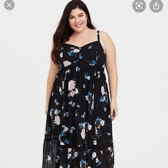 torrid Dresses & Skirts - FINAL🌺Torrid Crochet Lace Maxi🌺